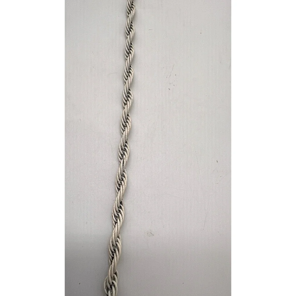 Vintage Trifari White Enamel‎ Chevron V Pendant Rope Chain Necklace Gold Tone